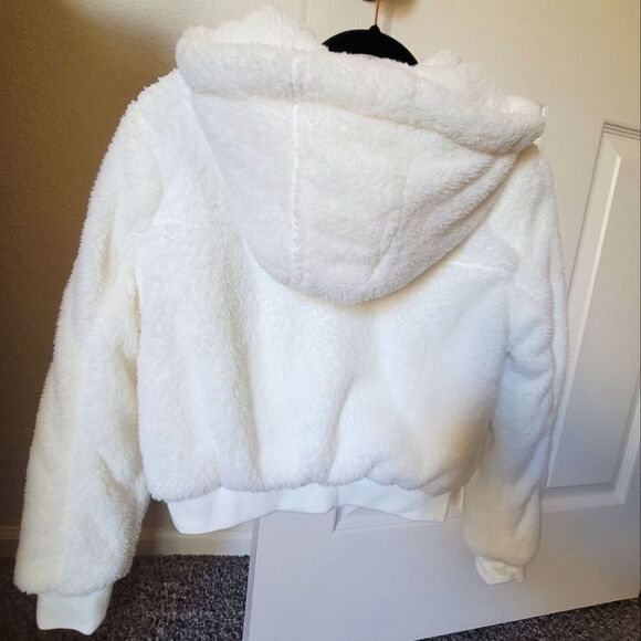 Aéropostale Coat White Sherpa Faux Fur Cropped Jacket Women’s - Size Small NWT - Picture 11 of 11